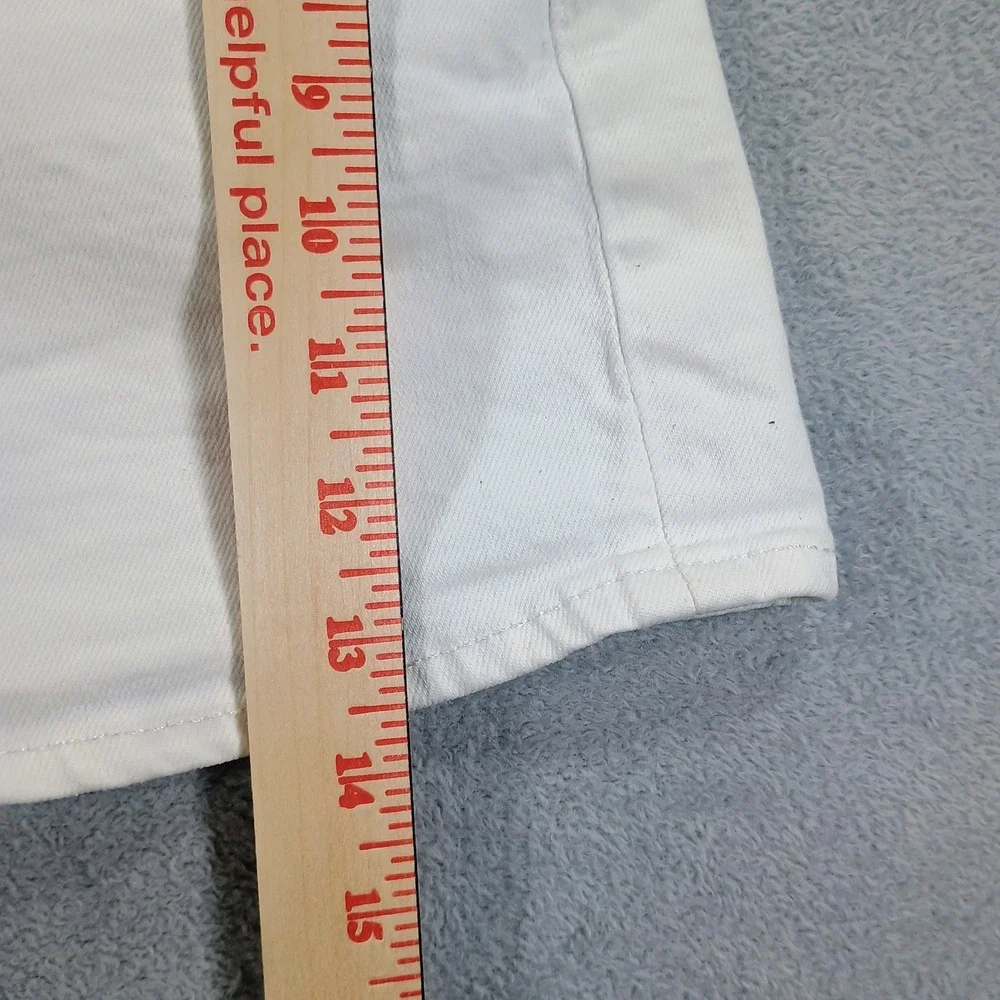 Old Navy Womens High-Rise Curvy Short White 12 Secret-Smooth Pockets